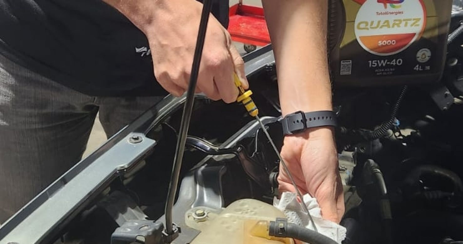 ¿Por qué debemos respetar el aceite lubricante que va en nuestro motor?